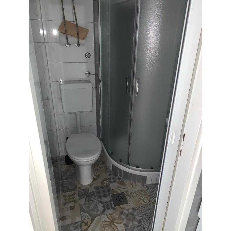 Studio Flat For 2 Apartment Makarska Exterior foto
